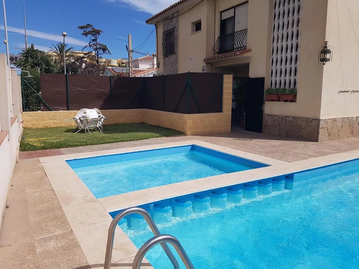 Chalet Puerto Marina Goya location
